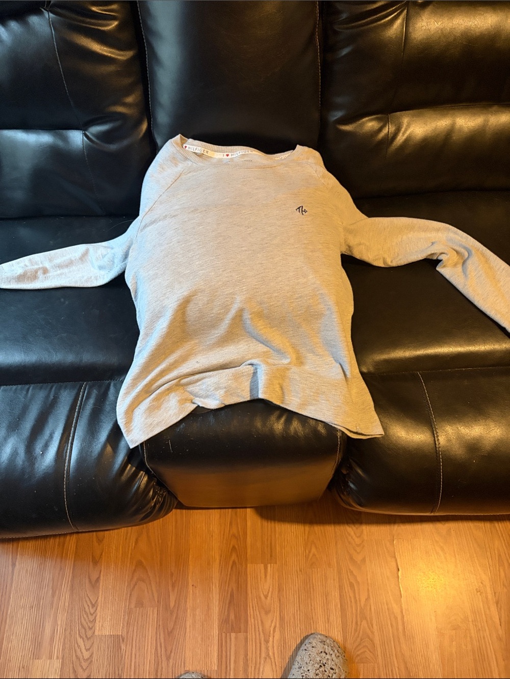 Tommy Hilfiger Light Gray Crewneck Sweatshirt with Subtle Logo